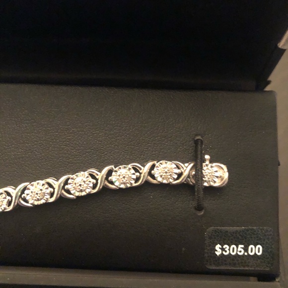 Bracelet - Picture 3 of 4